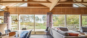 Pet friendly home in Ebeltoft with sauna