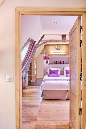 3 habitaciones, tabla de planchar con plancha y wifi gratis 
