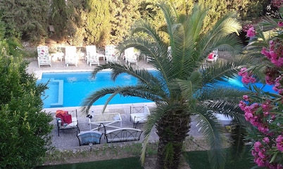 small paradise, villa, pool, 400M Nice beach, the countryside in the city center.