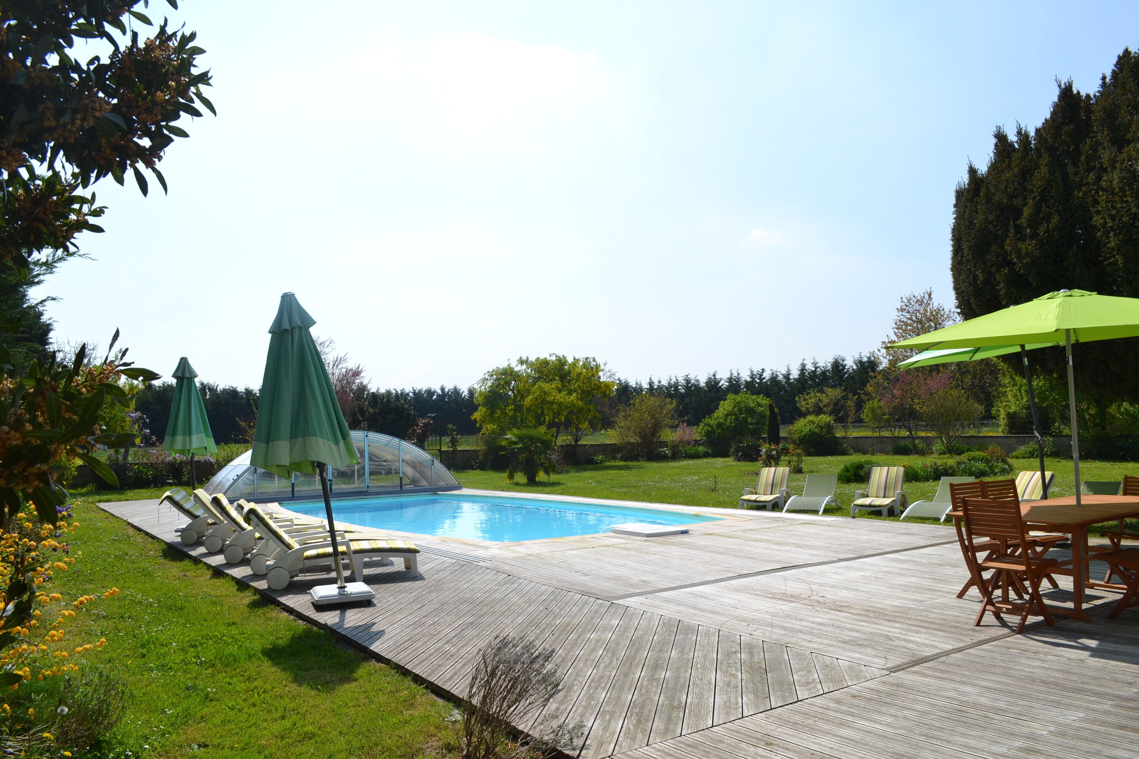 GITE WITH COVERED AND HEATED POOL (3 STARS)
