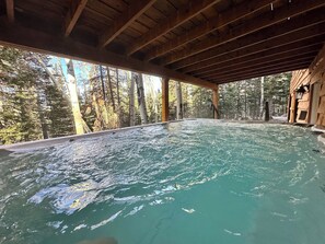 Bañera de hidromasaje exterior