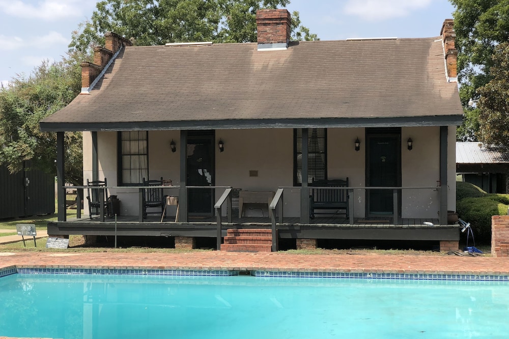 Loyd Hall Plantation