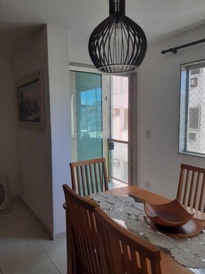 تناول الطعام