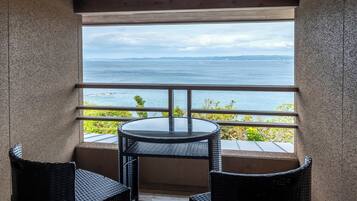 Hamaya Hanare Maisonette Private Open air bath Non Smoking | In-room safe, desk, free WiFi, bed sheets