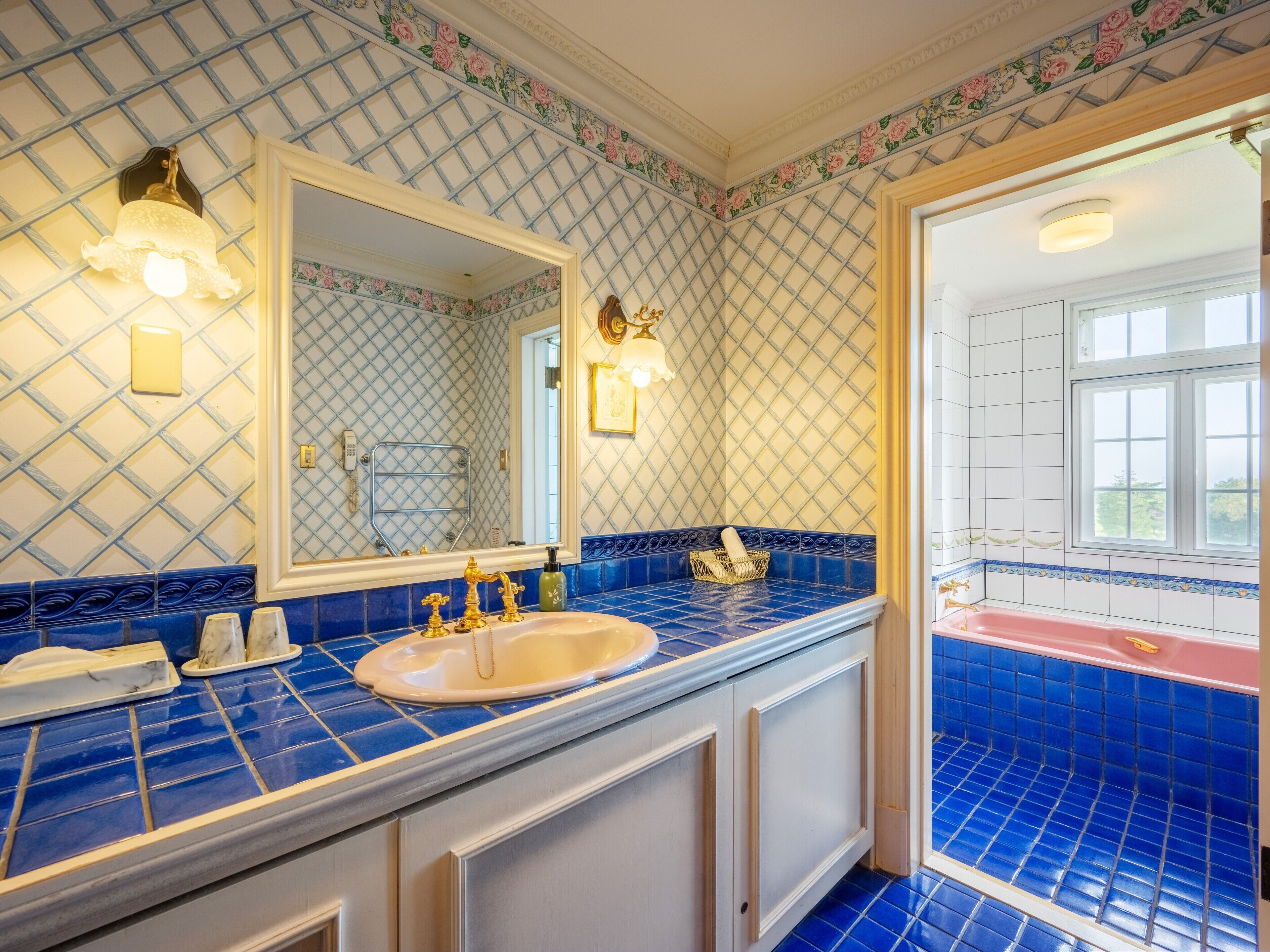 1 bedroom, individually decorated, individually furnished, free wifi