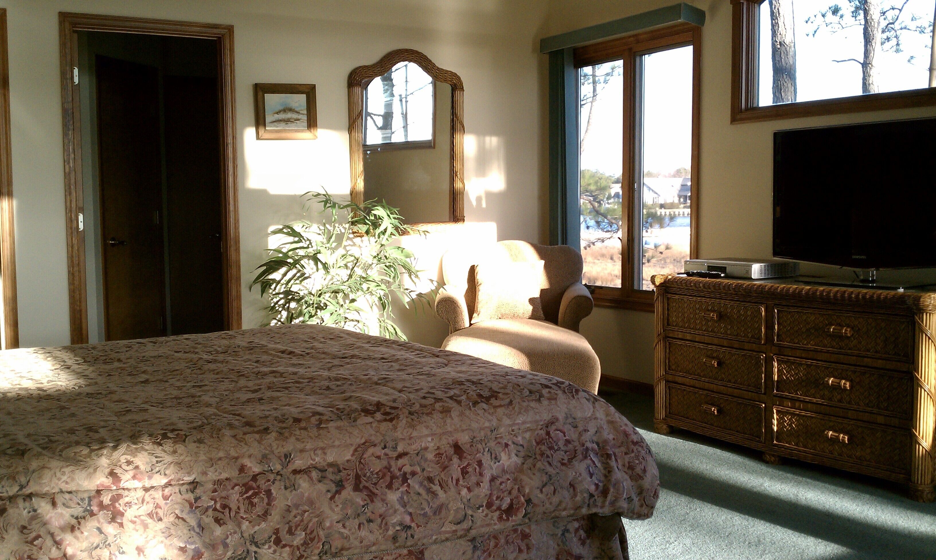 Scenic Water front secluded house with pier and view of the bay  overlooking OC