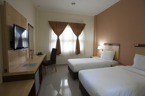 Chambre Standard, 1 grand lit 1 place, non-fumeurs | Literie de qualité supérieure, couette en duvet d'oie, bureau