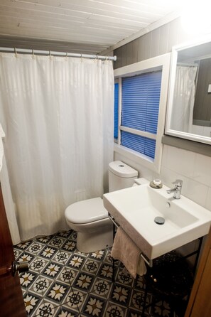 Free toiletries, hair dryer, towels, soap