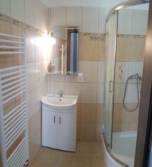 Bathroom - Penzion U Rybníka - ubytování v apartmánu (Odolena Voda - Dolínek)