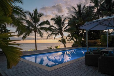 All inclusive Beachfront Villa in Fiji!