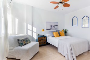 2 soverom, strykejern/-brett, reiseseng for barn og wi-fi (inkludert)