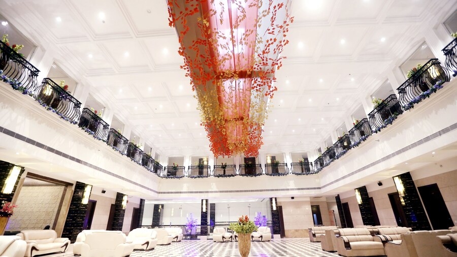 Venizia Sarovar Portico Delhi