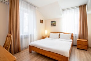 Economy Single Room | Iron/ironing board, free WiFi, bed sheets - Asia Mountains (Bishkek)
