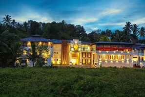 Front of property - Royal Classic Resort (Kandy)