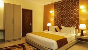 Superior Room | In-room safe, individually furnished, blackout drapes