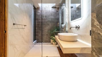 Premium 2 bedroom villa with private pool | Salle de bain