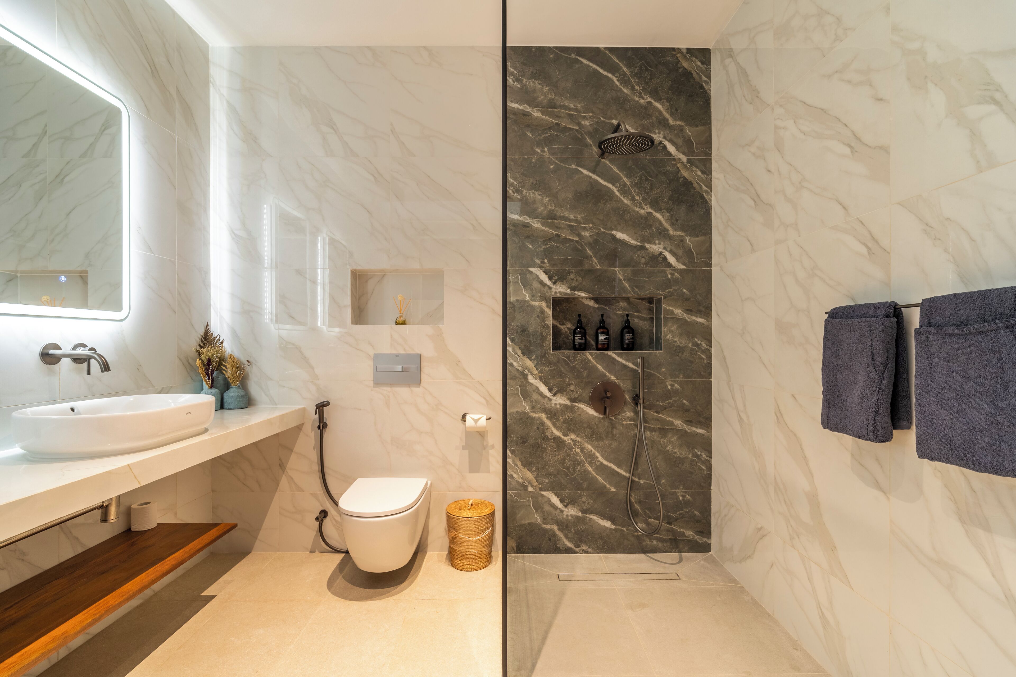 1 bedroom honeymoon suite private pool | bathroom | separate bathtub and shower, rainfall showerhead, free toiletries