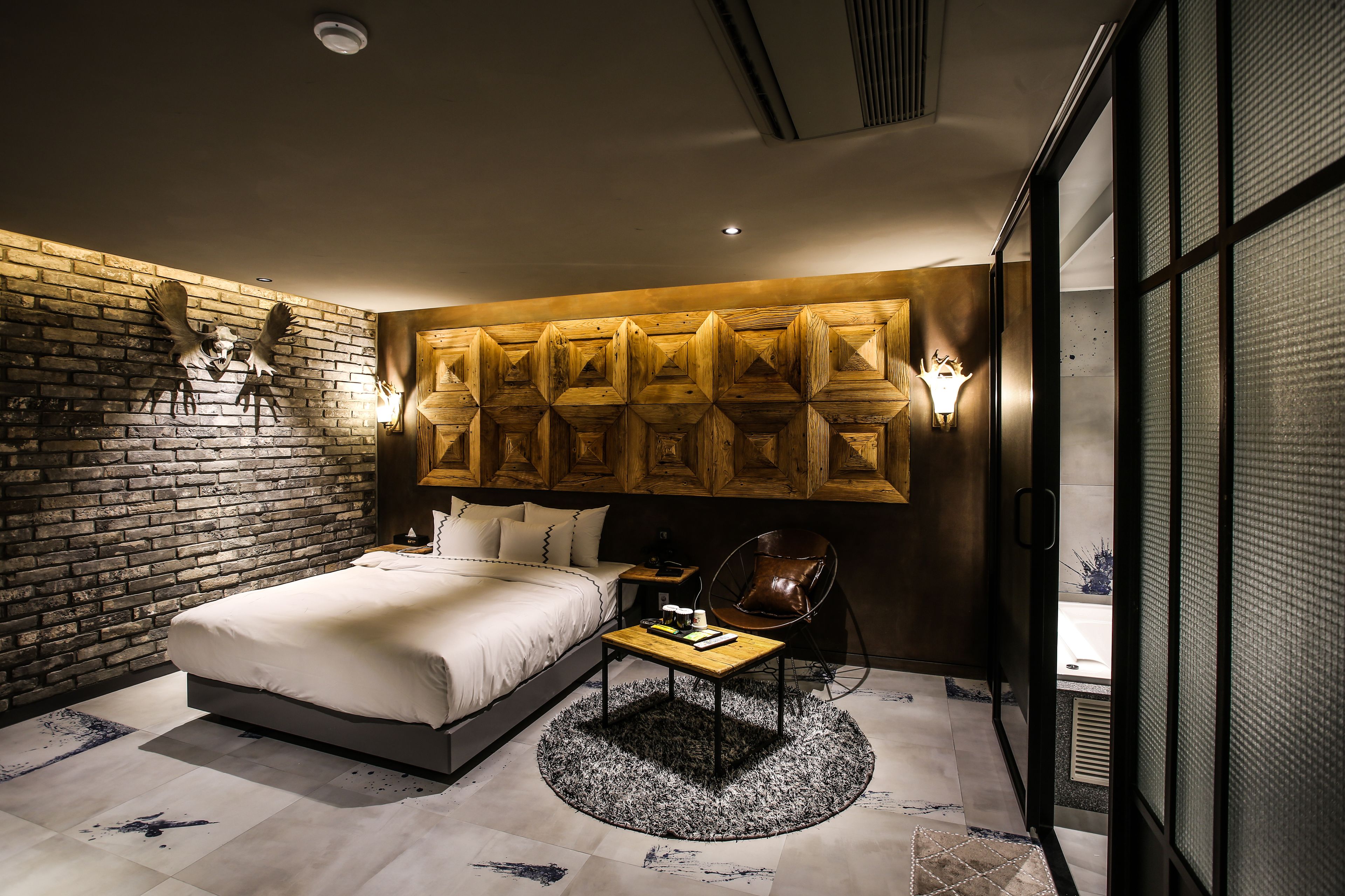 luxury premium double room | free wifi