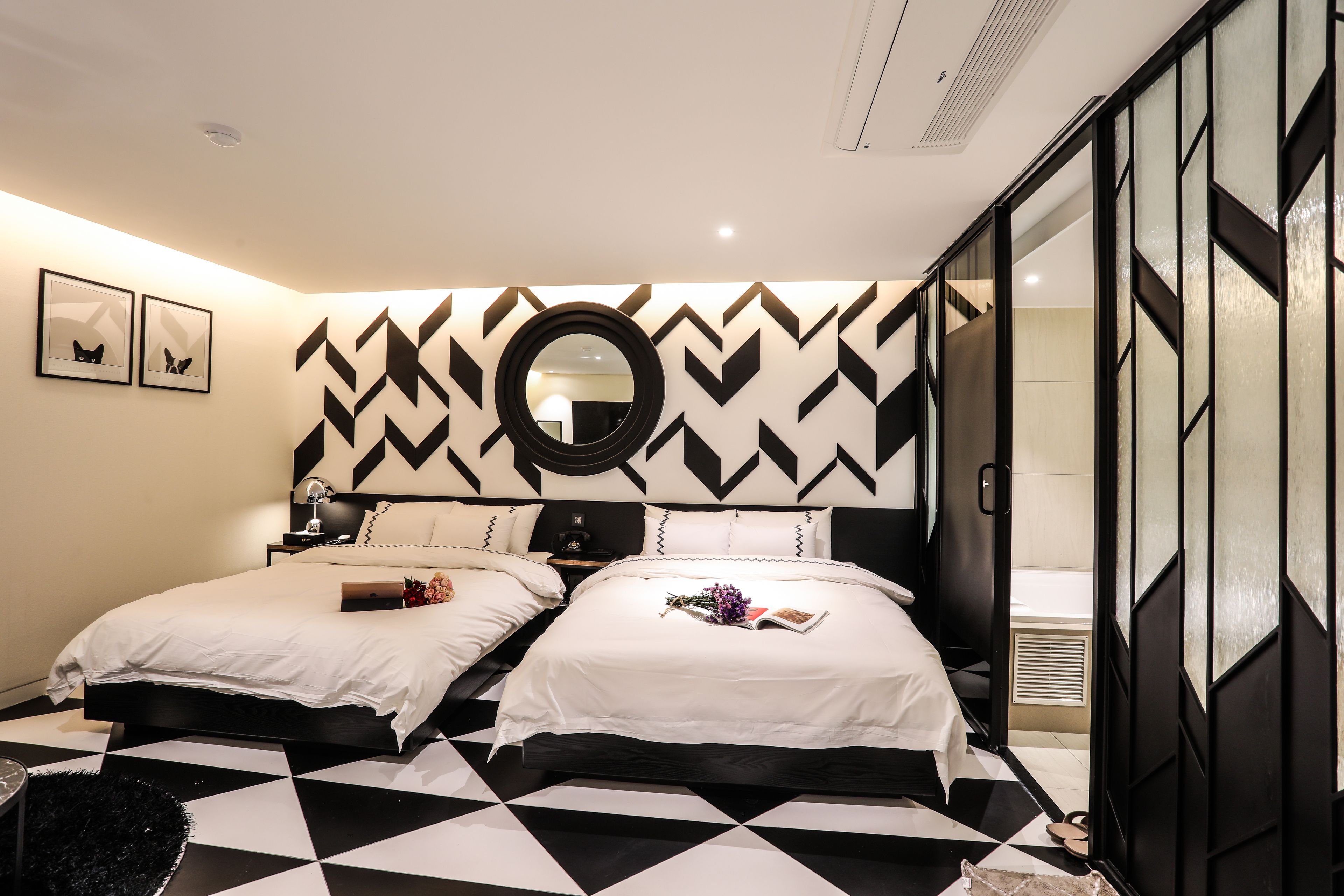 luxury premium twin room | free wifi