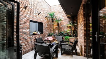 Suite básica, terraza, en la zona del jardín (Terrace Garden Suite) | Terraza o patio
