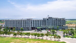 Front of property - DIC Star Hotels & Resorts Vinh Phuc (Vinh Yen)