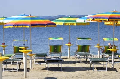 阿尔贝格梅尔布雷橄榄酒店