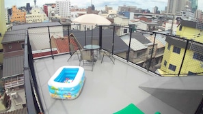 Balcony - Queen's House (Osaka)