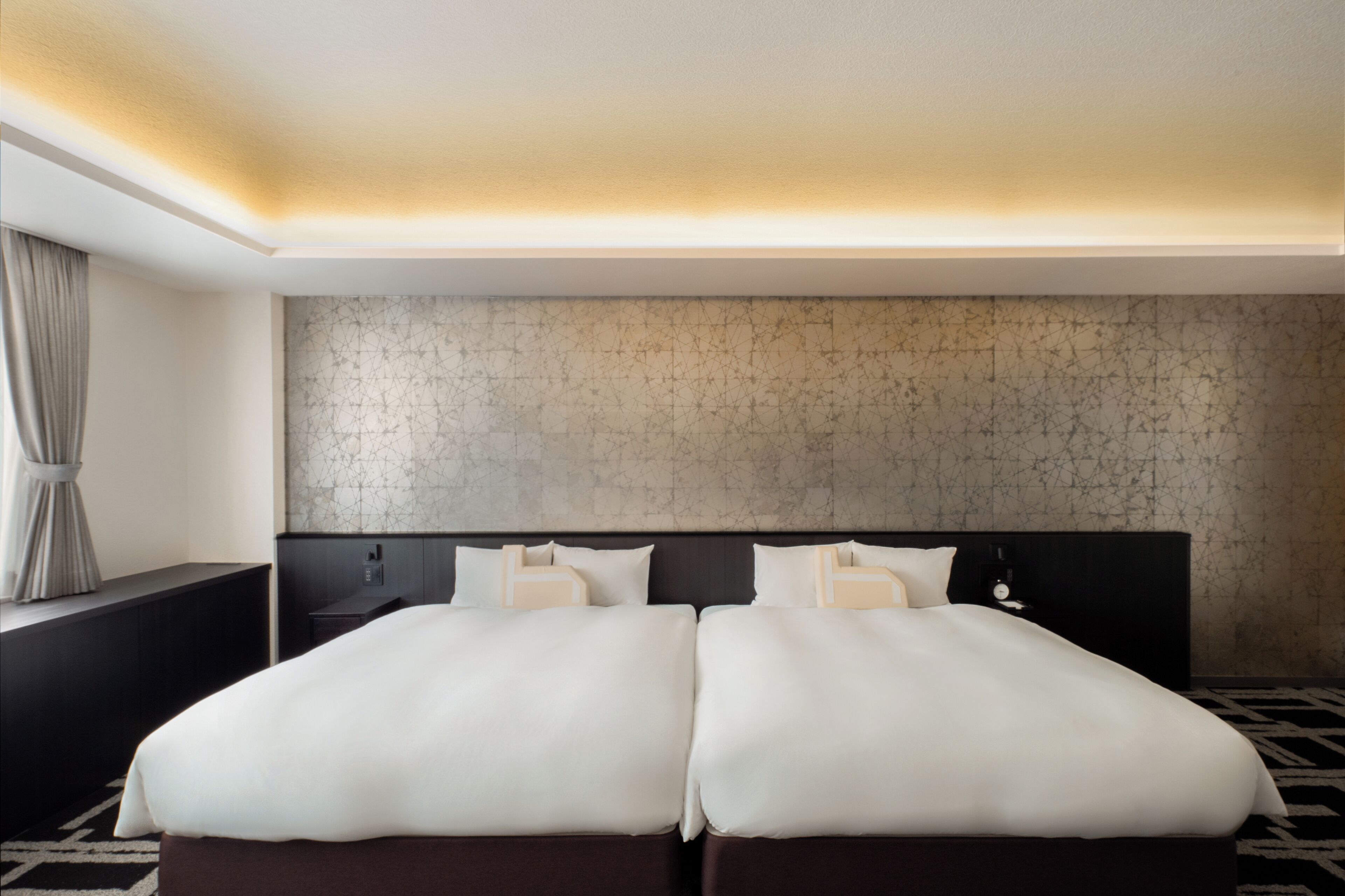 luxury twin room, non smoking | 1 bedroom, premium bedding, down duvets, pillow-top beds