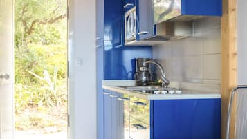 Réfrigérateur, micro-ondes, four, lave-vaisselle