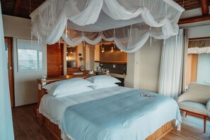 Ropa de cama de alta calidad, colchones Select Comfort y minibar