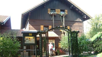 Façade de lâhĂ©bergement
