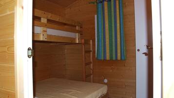 Family Mobile Home | 2 bedrooms, individually decorated, individually furnished, desk