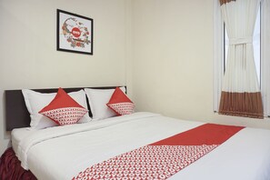 Habitación Deluxe doble, 1 cama doble, no fumadores | Wifi gratis y ropa de cama