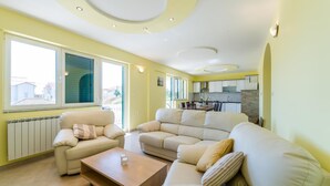 Unclassified image, 5 of 26, button - Crowonder SUN & FUN Apartment Sunny Morning (Bibinje)