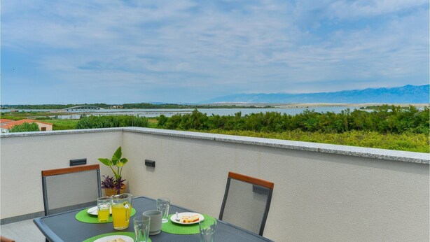 Balcony - Crowonder Luxury Apartments Marijana A2 (Privlaka)
