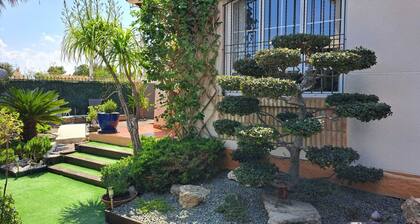 Maison avec jardin à cÎté du parc naturel de Salinas de Santa Pola et des plages