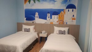 Comfort Twin Room, 2 Twin Beds, Non Smoking | Desk, blackout drapes, free WiFi, bed sheets - Wonderful Life Homestay (Taitung)