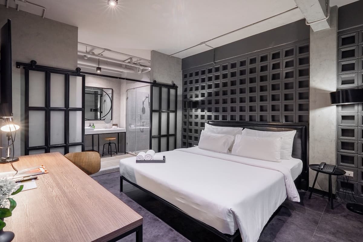 Executive Suite | Una scrivania, Wi-Fi gratuito, lenzuola