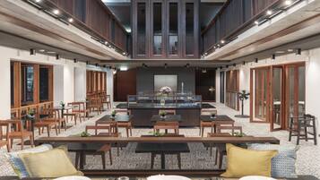 Daily cooked-to-order breakfast (THB 340 per person)