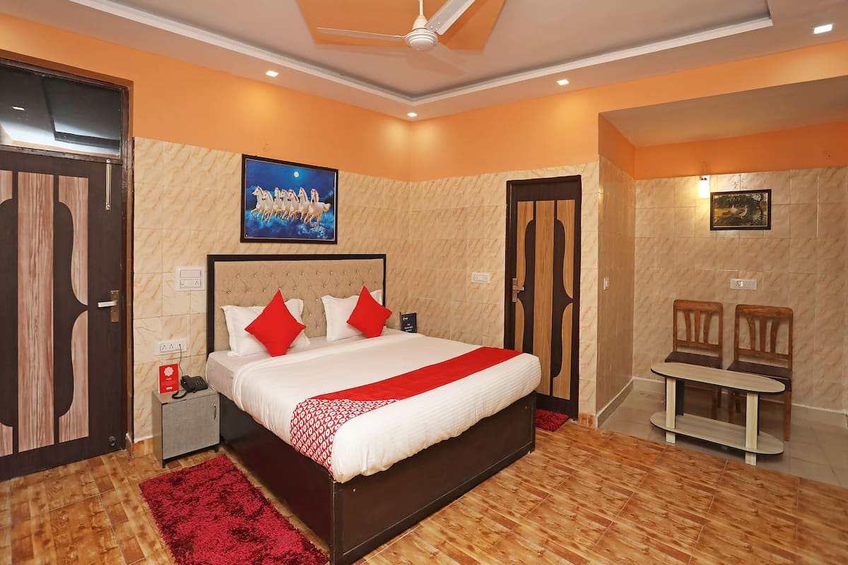 Double or Twin Room | Free WiFi