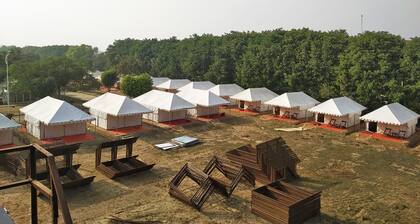 OYO 28028 Rishikul Sangam City