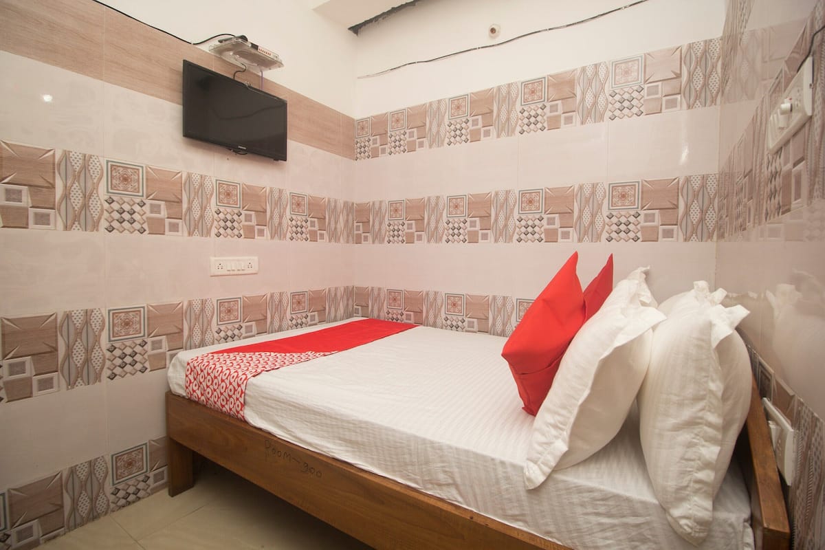 Single Room | Free WiFi, bed sheets