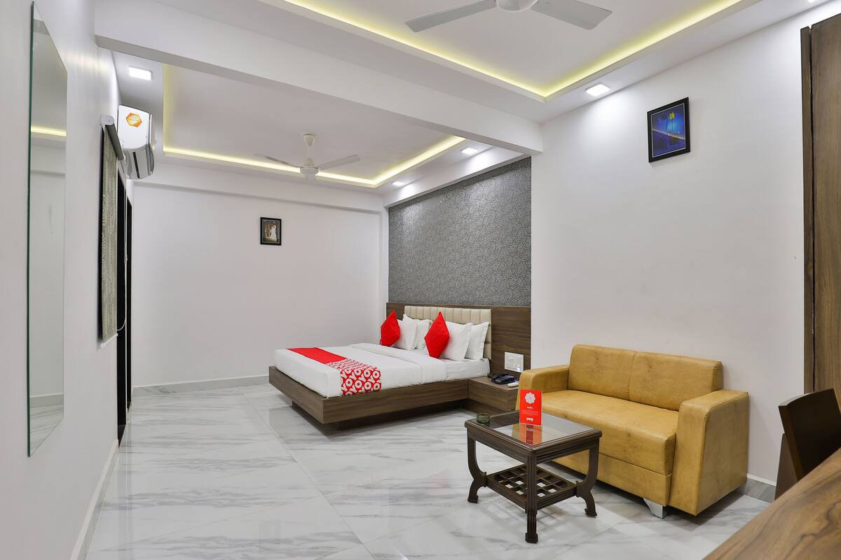 Deluxe Double or Twin Room, 1 King Bed | Free WiFi