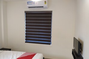 Standard Double Room | Bed sheets - OYO 16968 Better Inn (Kanayannur)
