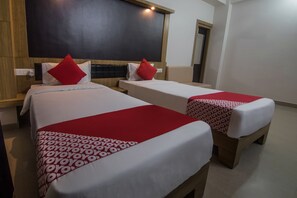Double or Twin Room | Free WiFi - OYO 15700 Spectrum Residency (Guwahati)