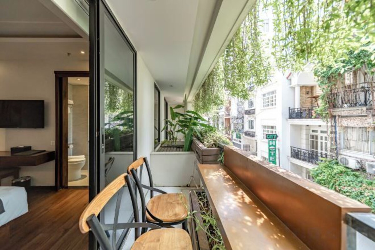 Deluxe Double Balcony