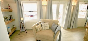 Appartement, plusieurs lits, non-fumeur | Coin séjour