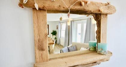 Crab Shack - Luxury Duplex Apartment