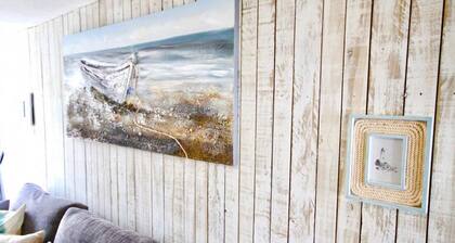 Crab Shack - Luxury Duplex Apartment