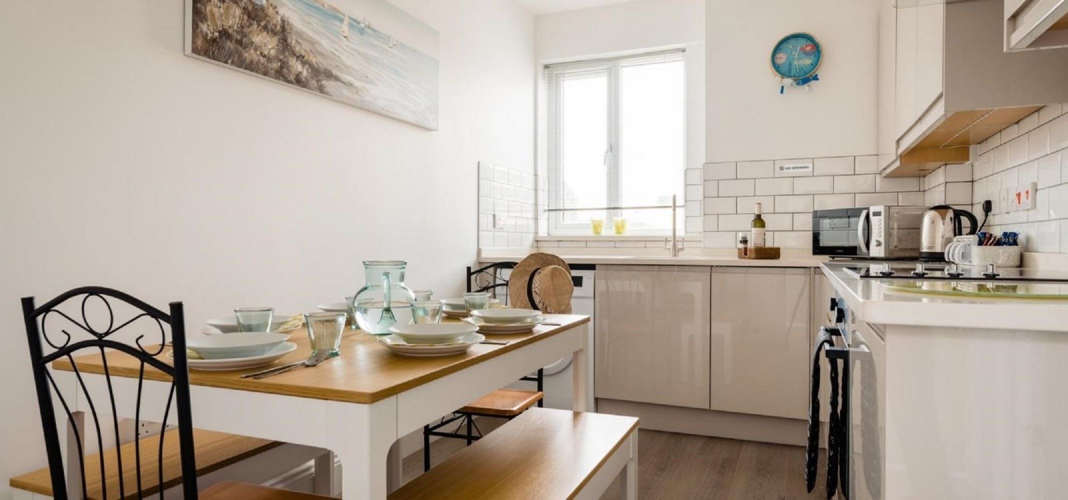 Quayside Modern Apartment | Private kitchen | Microwave, oven, stovetop, dishwasher
